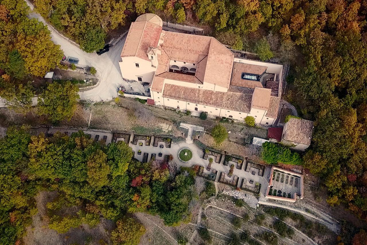 Hotel Convento Di San Colombo Santo Stefano Di Sessanio Exterior foto